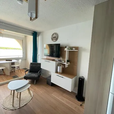 Appart En Résidence Calme Avec Parking Privé Apartamento *