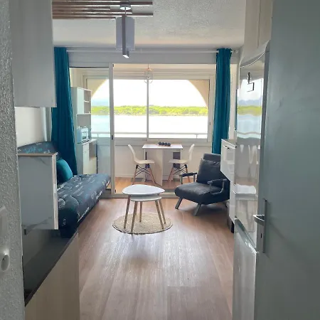 Appart En Calme Avec Parking Prive Apartment